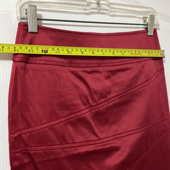 Forever 21 Red satin skirt - Picture 6 of 6